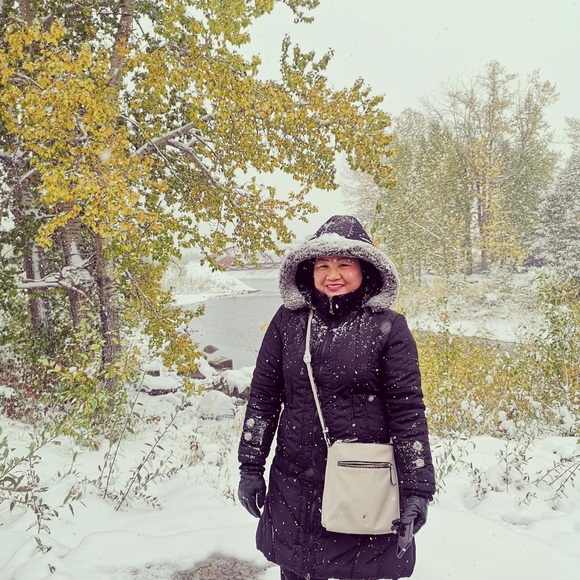 Meet your Posher, Imee - Picture 1 of 1